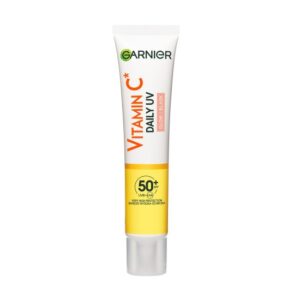 Garnier Vitamin C rozświetlający fluid na dzień z filtrem SPF50+ Nadający Blask 40ml